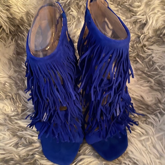 - Steve Madden Fringed Suede Heels - Picture 2 of 5